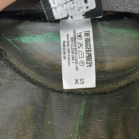 The Ragged Priest Green Shimmer Bell Sleeve Crop Top - Picture 3 of 5